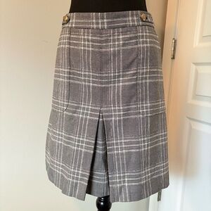 Banana Republic Gray Plaid A-Line Skirt w Kick Pleat - Clueless Dark Academia